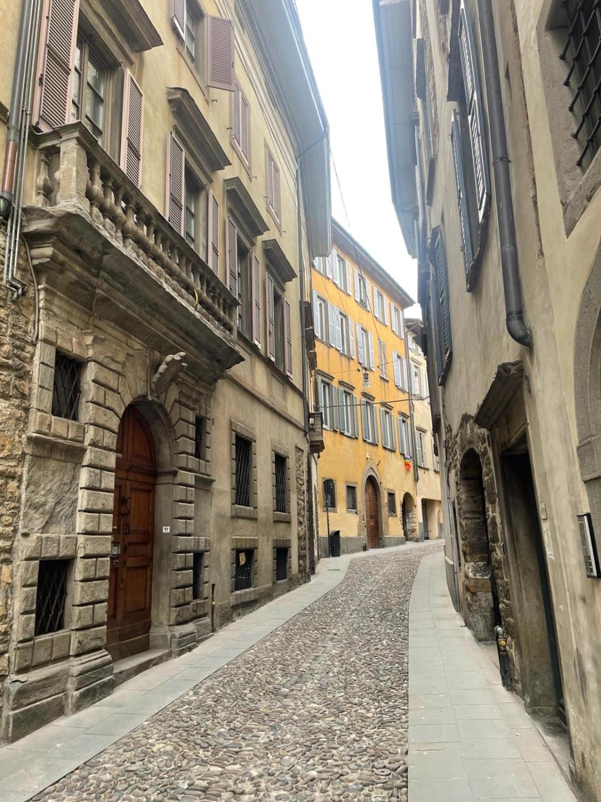 Bella Ciao Old Town Appartement Bergamo Buitenkant foto